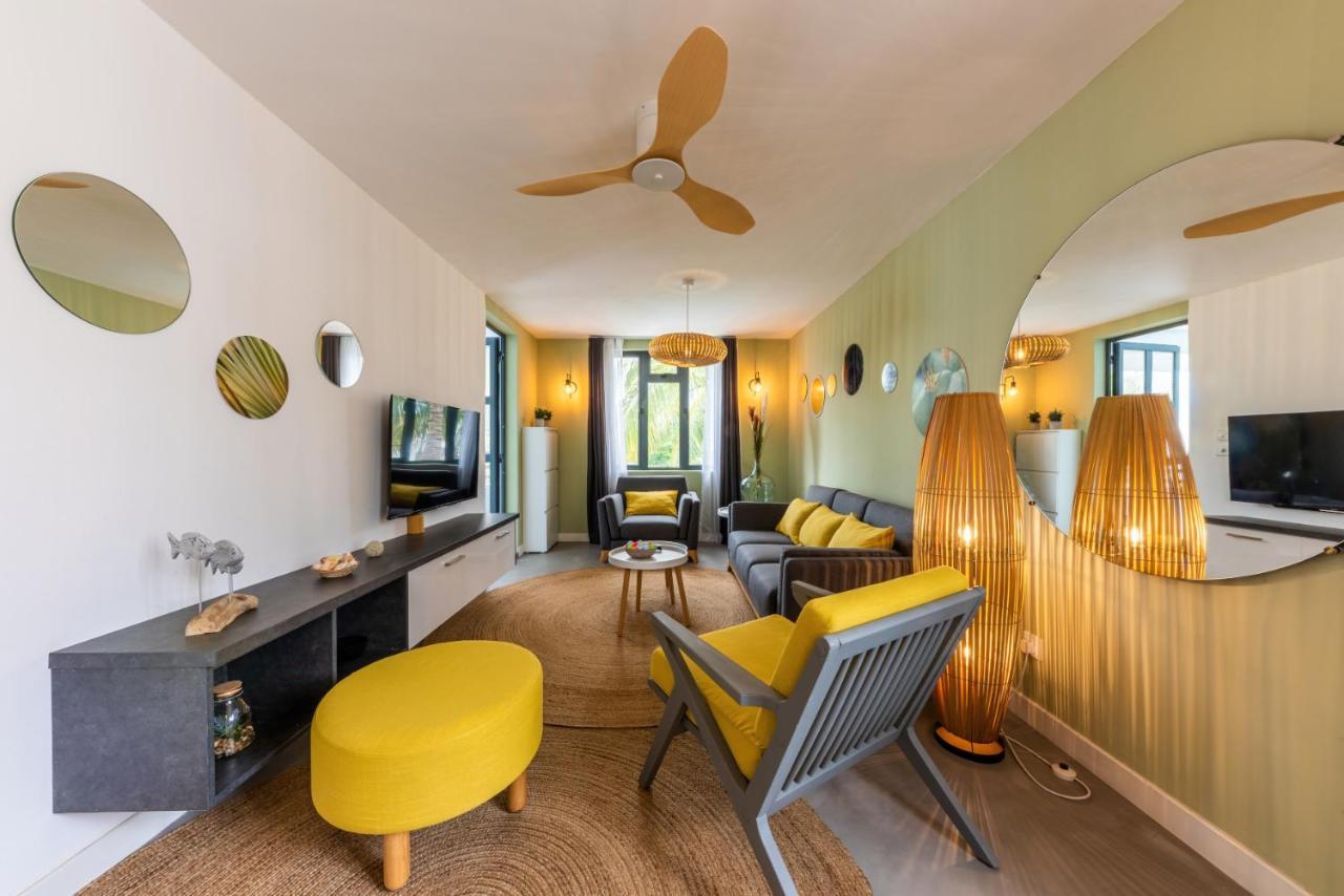 Les Cerisiers Beach Residence, Cosy And Modern 3 Bedroom Apartment Located 50 Metres From The Beach And From All Amenities And Restaurants On The Coastal Road Flic-en-Flacq 外观 照片
