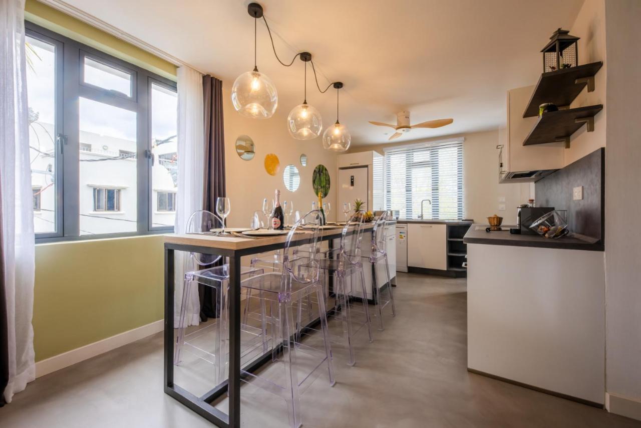 Les Cerisiers Beach Residence, Cosy And Modern 3 Bedroom Apartment Located 50 Metres From The Beach And From All Amenities And Restaurants On The Coastal Road Flic-en-Flacq 外观 照片