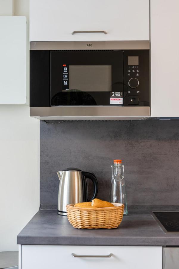Les Cerisiers Beach Residence, Cosy And Modern 3 Bedroom Apartment Located 50 Metres From The Beach And From All Amenities And Restaurants On The Coastal Road Flic-en-Flacq 外观 照片