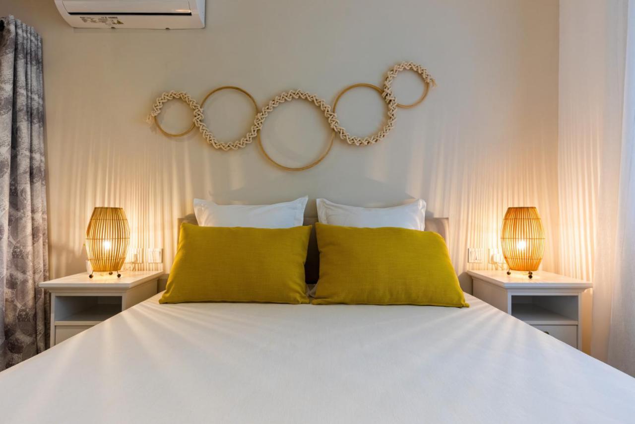 Les Cerisiers Beach Residence, Cosy And Modern 3 Bedroom Apartment Located 50 Metres From The Beach And From All Amenities And Restaurants On The Coastal Road Flic-en-Flacq 外观 照片