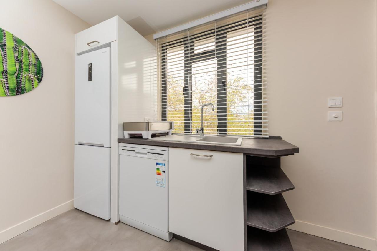 Les Cerisiers Beach Residence, Cosy And Modern 3 Bedroom Apartment Located 50 Metres From The Beach And From All Amenities And Restaurants On The Coastal Road Flic-en-Flacq 外观 照片