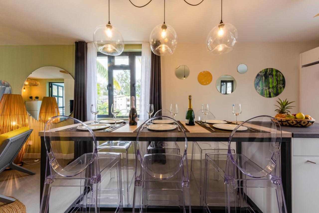 Les Cerisiers Beach Residence, Cosy And Modern 3 Bedroom Apartment Located 50 Metres From The Beach And From All Amenities And Restaurants On The Coastal Road Flic-en-Flacq 外观 照片